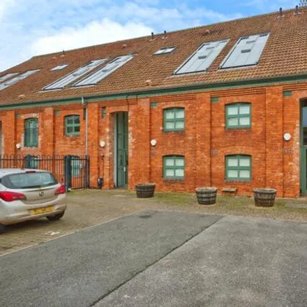 Buy this 2 bed apartment on The Malthouse in Canon Street, Taunton