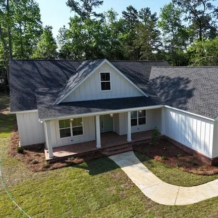 Buy this 4 bed house on 1646 East Washington Street in Thomasville, GA 31792