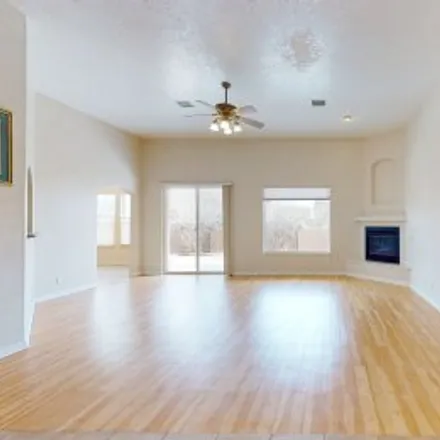 Image 1 - 4613 Arlington Avenue Northwest, Paradise Hills Civic, Albuquerque - Apartment for sale