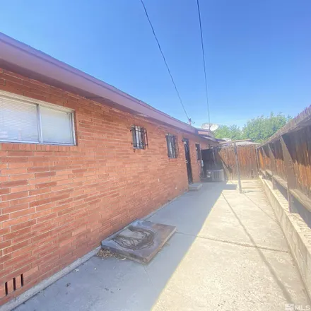 Image 9 - 942 Roberts Street, Reno, NV 89502, USA - Duplex for rent