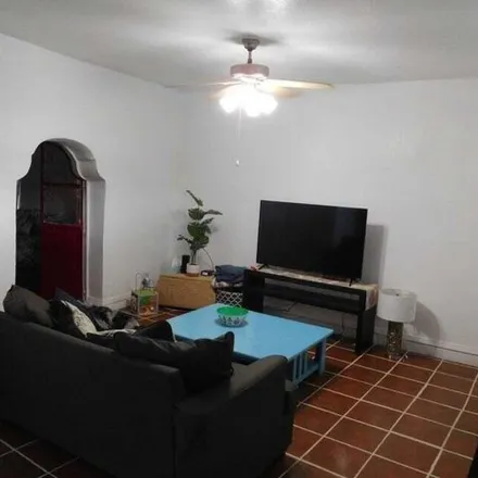 Image 2 - 1656 Ladrillo Place, El Paso, TX 79901, USA - House for rent
