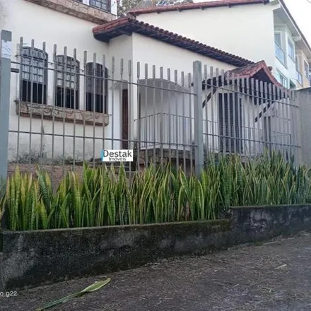 Buy this 5 bed house on Rua Romeu da Costa Vieira in Jardim Belvedere, Volta Redonda - RJ