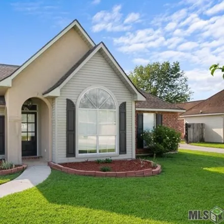 Buy this 3 bed house on 24594 Rolling Meadow Dr in Denham Springs, Louisiana