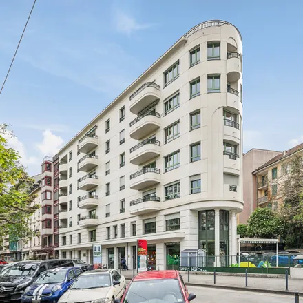 Rent this 5 bed apartment on Quai du Cheval-Blanc 11 in 1227 Geneva, Switzerland