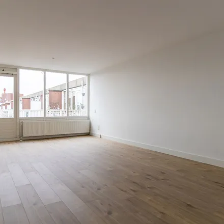 Rent this 2 bed apartment on Polderplein 66 in 2132 BC Hoofddorp, Netherlands