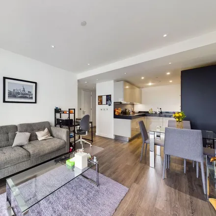 Image 4 - Meranti House, Goodman's Stile, London, E1 8QB, United Kingdom - Apartment for rent