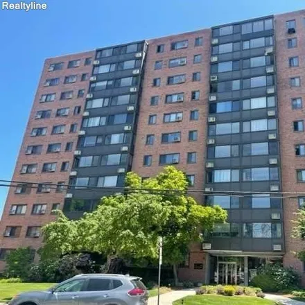 Buy this studio condo on 94 Prospect Avenue in Hackensack, NJ 07601