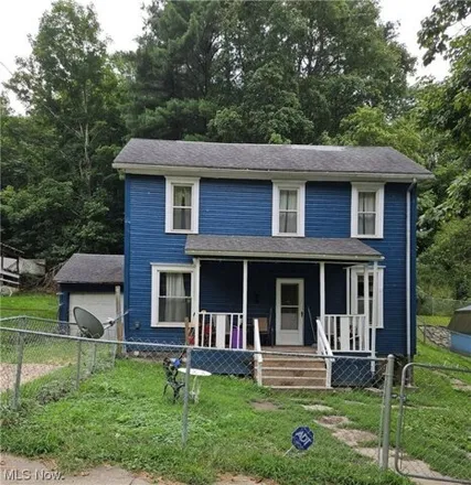 Buy this 3 bed house on 187 East Main Street in Salineville, Columbiana County