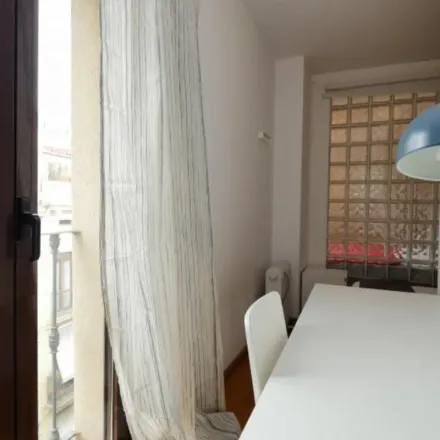 Rent this 5 bed apartment on Mi Al Campo in Carrer de la Unió, 08001 Barcelona