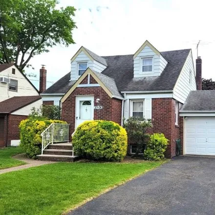 Buy this 4 bed house on Fairmount Place in Warren Point, Fair Lawn