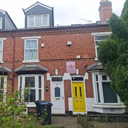 Rent this 6 bed townhouse on Florence Buildings in Selly Oak, B29 6EH