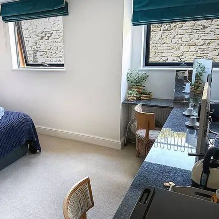 Rent this 1 bed house on Penarth in CF64 3AU, United Kingdom