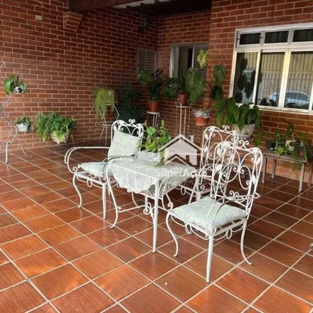 Rent this 3 bed house on Rua Poá in Vila Rio, Guarulhos - SP
