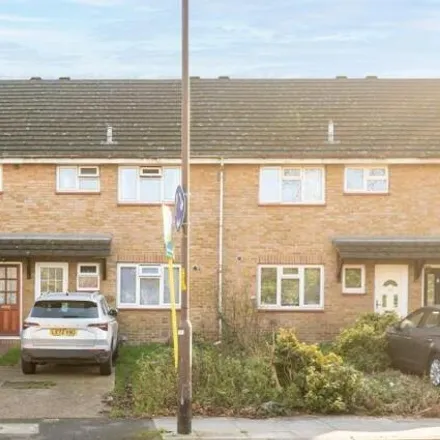 Buy this 3 bed duplex on Harders Road in London, SE15 2QQ