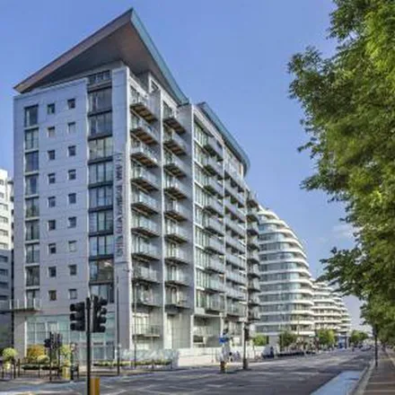 Image 3 - Lanson Building, 348 Queenstown Road, London, SW11 8QQ, United Kingdom - Apartment for rent