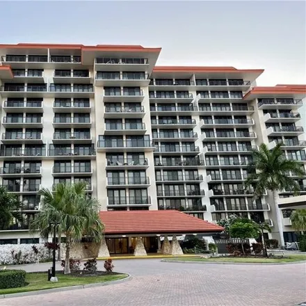 Buy this 1 bed condo on Tradewinds in Seaview Court, Marco Island