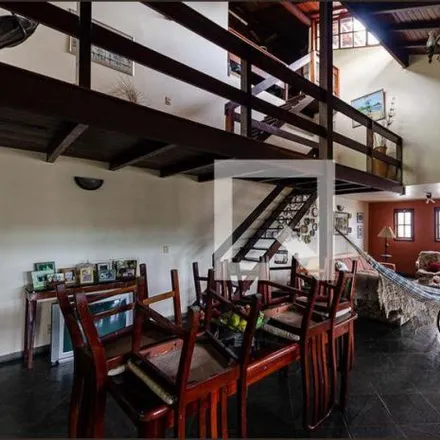 Buy this 5 bed house on Rua 3 in Badu, Niterói - RJ