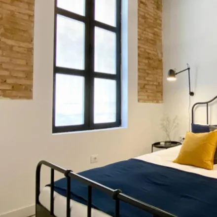 Rent this 2 bed apartment on Carrer de l'Olivereta in 46018 Valencia, Spain