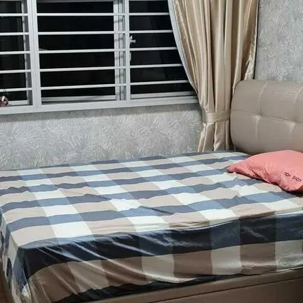 Rent this 1 bed room on 467B in 467B Yishun Street 42, Singapore 762467