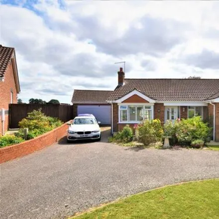 Image 1 - The Paddock, Cherry Willingham, LN3 4PS, United Kingdom - House for sale