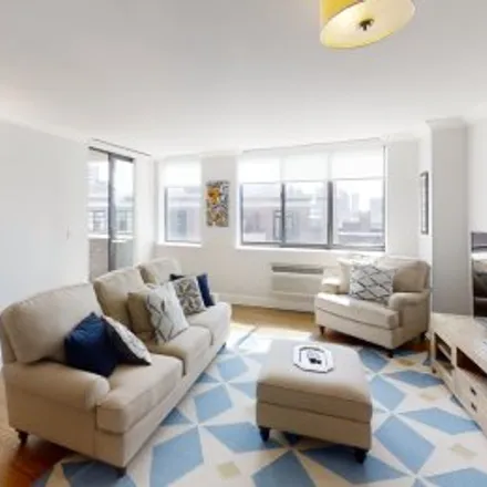 Rent this 4 bed apartment on #8g,300 Newark Street in Southwest Hoboken, Hoboken