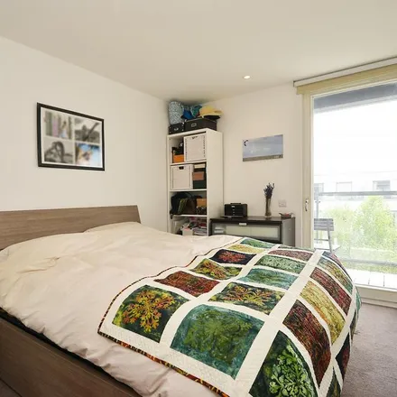 Image 2 - Reliance Wharf, Regent's Canal towpath, De Beauvoir Town, London, N1 5RY, United Kingdom - Apartment for rent