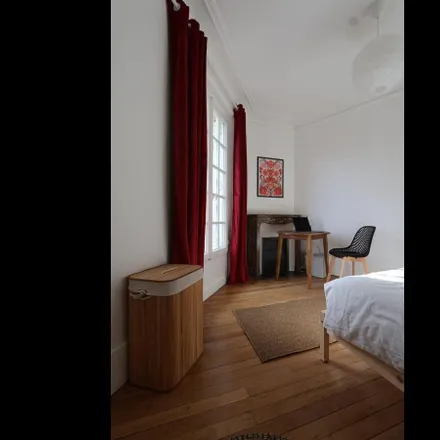 Image 2 - 223 Avenue Daumesnil, 75012 Paris, France - Apartment for rent