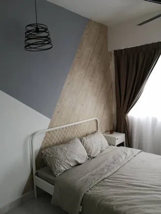 Rent this 3 bed apartment on Synetgics Technology in Jalan USJ 21/10, UEP Subang Jaya