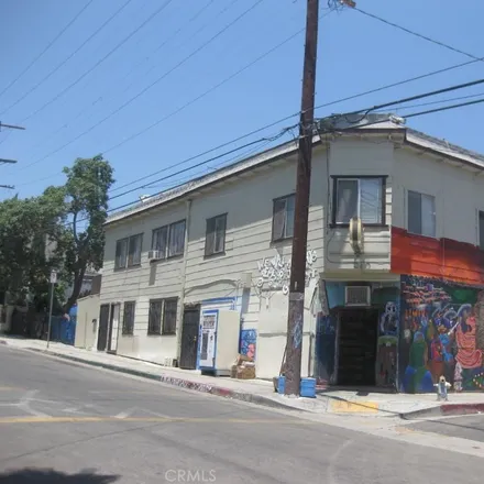 Buy this studio townhouse on 1253 West Court Street in Los Angeles, CA 90026