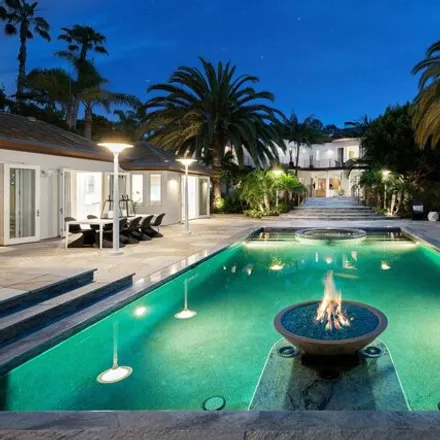 Buy this 7 bed house on 4314 Vista de la Tierra in Solana Beach, CA 92075
