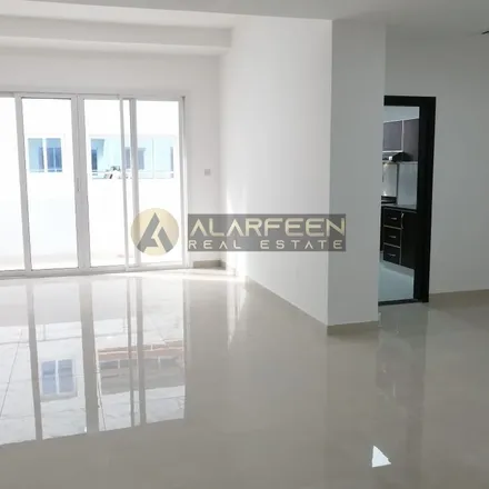 Image 4 - 22b Street, Al Muteena, Deira, Dubai, United Arab Emirates - Apartment for rent
