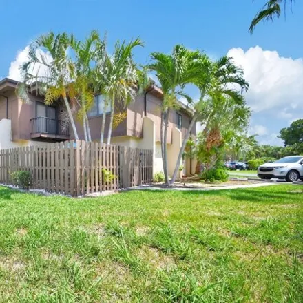 Buy this 3 bed townhouse on 2976 Kirk Rd in Florida, 33461