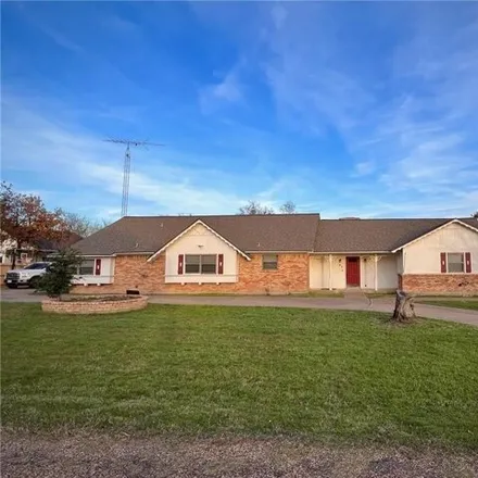 Buy this 4 bed house on 151 Oak Street in Eichelberger Crossing, McLennan County