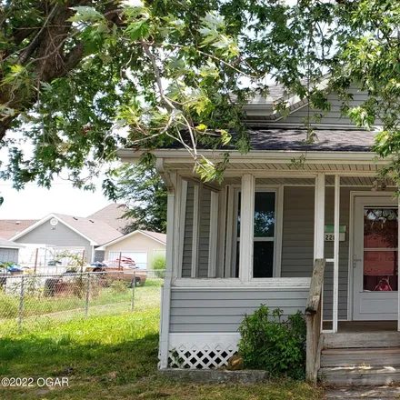Rent this 2 bed house on 498 West 28th Street in Joplin, MO 64804