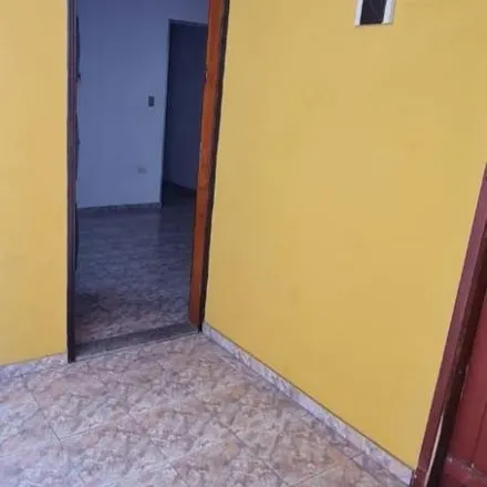 Rent this 2 bed house on Rua André Gespe Flores in Cooperativa, São Bernardo do Campo - SP