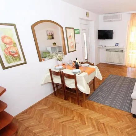 Image 3 - 52210, Croatia - Apartment for rent