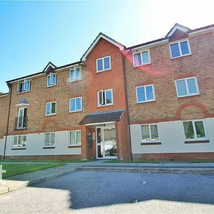Rent this 2 bed apartment on Lockmeadow in Wallis Place, Barker Road