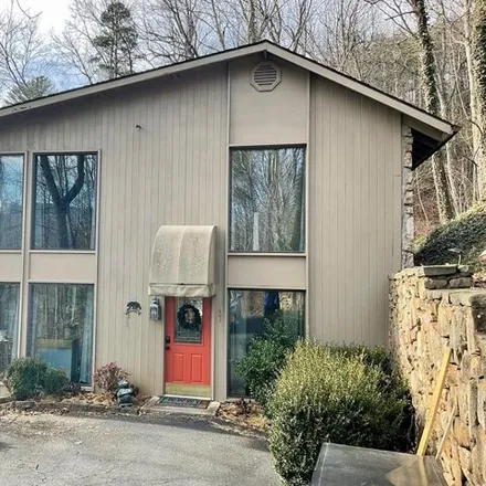 Buy this 2 bed house on 906 Inspiration Trl in Gatlinburg, Tennessee