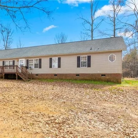 Buy this studio apartment on Creekview Road in Guilford County, NC 27301