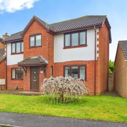 Buy this 4 bed house on 11 Warrilow Close in Worle, BS22 7FX