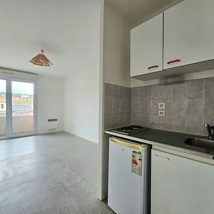 Image 2 - 7B Avenue des Landais, 63000 Clermont-Ferrand, France - Apartment for rent