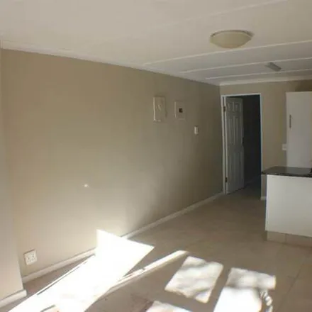 Image 2 - unnamed road, Cambridge Village, East London, 5247, South Africa - Apartment for rent