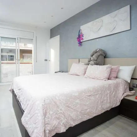 Rent this 3 bed apartment on Eurocity in Carrer de Sants, 230