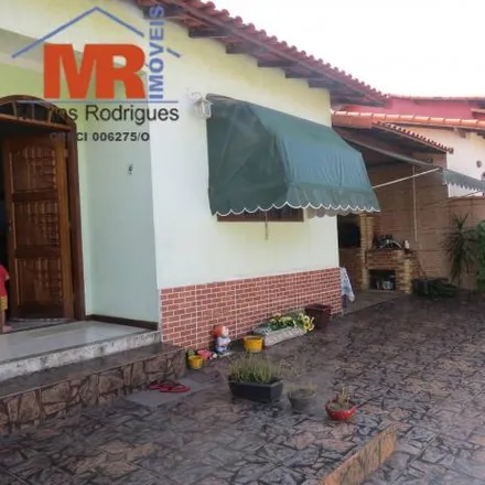 Buy this 3 bed house on O Boticário in Rua Doutor Pereira dos Santos, Itaboraí - RJ