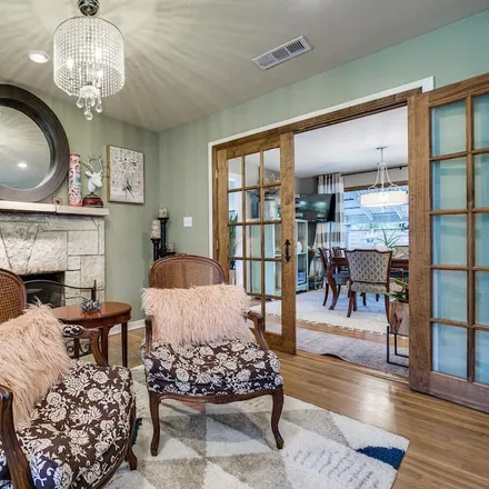 Rent this 13 bed house on Austin