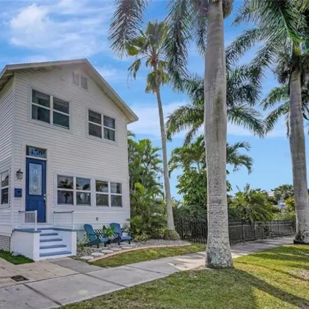 Image 4 - 467 West Retta Esplanade, Fishermens Village, Punta Gorda, FL 33950, USA - House for sale