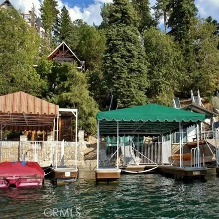 Buy this studio house on ALA Trail in Cedar Glen, Lake Arrowhead