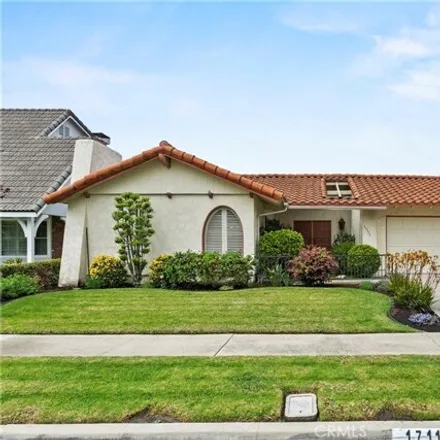 Buy this 3 bed house on 17111 Saint Andrews Lane in Huntington Beach, CA 92649