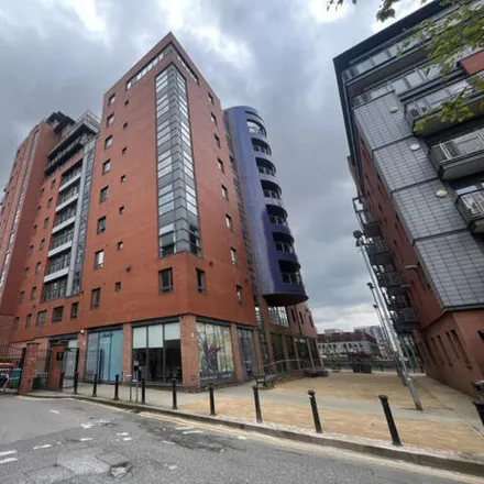 Buy this 2 bed apartment on City Gate in Blantyre Street, M15 4eb