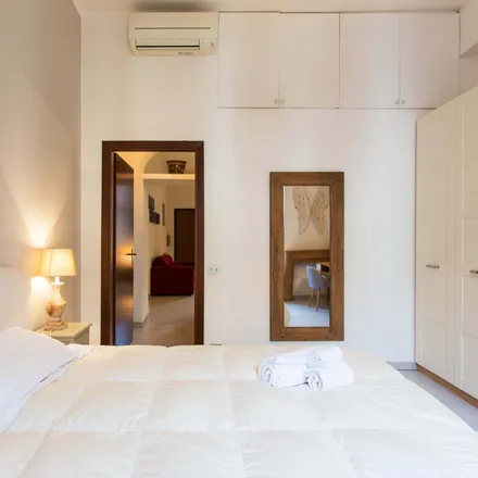 Image 9 - Via Vigevano, 43, 20144 Milan MI, Italy - Apartment for rent